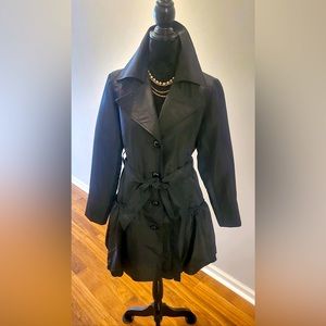 Black trench jacket w/belt Size XL (cut smaller than size)